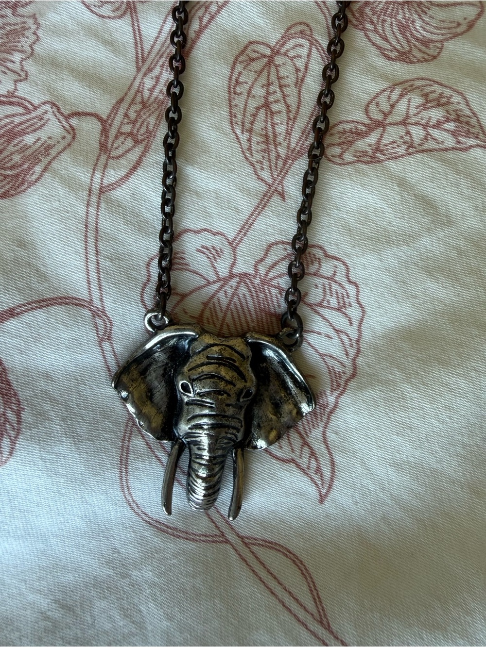 Elephant Head Fashion Pendant Necklace in Antique Silver-Tone